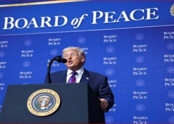 Trump sets 10-day deadline to avert Iran conflict as US military buildup intensifies