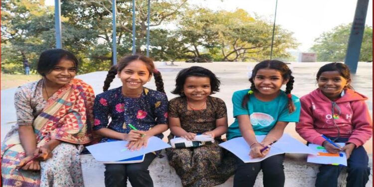 Platinum for purpose: Emirates Airline Foundation and Emirates Auction raise AED 8.8 million (USD $2.4 million); further driving humanitarian impact for children worldwide
