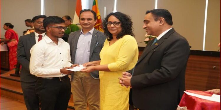 300 Advanced Level Students Receive Mahatma Gandhi Scholarships at National Ceremony