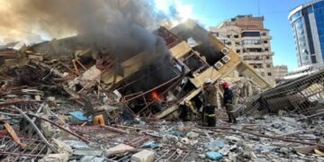 Iran’s Third Missile Strike Wounds Nearly 60 in Northern Israel, Fires Ignite Near Nazareth