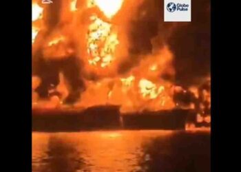 Two Iranian Unmanned Suicide Boats Hit Fuel Tankers in the Iraqi Sea; One Dead