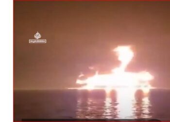 Oil Tankers Hit in Iraq as Iran Sets War Conditions and Regional Attacks Intensify