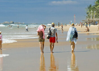 Sri Lanka Faces $10–12 Million Weekly Loss as Middle East Situation Hits Tourism