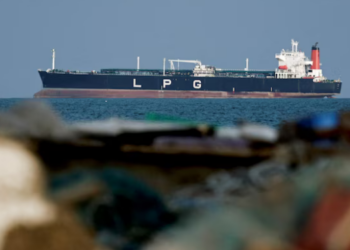 India Emerges as Key Energy Lifeline for Neighbours Amid Iran Conflict