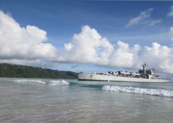 Indian Navy Ship Airavat visits Colombo