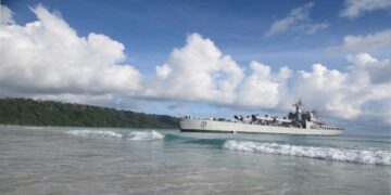Indian Navy Ship Airavat visits Colombo