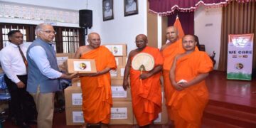 High Commissioner of India visits Rangiri Dambulla Viharaya