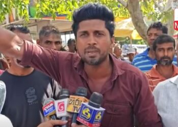 You won’t be allowed to come to the farmers’ homes in this area again! We will drive you out and won’t even look back! You are the ones clearing the way for the Duddleys…! These are the Kawudulla farmers…! VIDEO | Sri Lanka Latest News