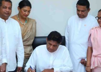 Opposition Moves No-Confidence Motion Against Justice Minister Harshana Nanayakkara Over Negombo Prison Deaths